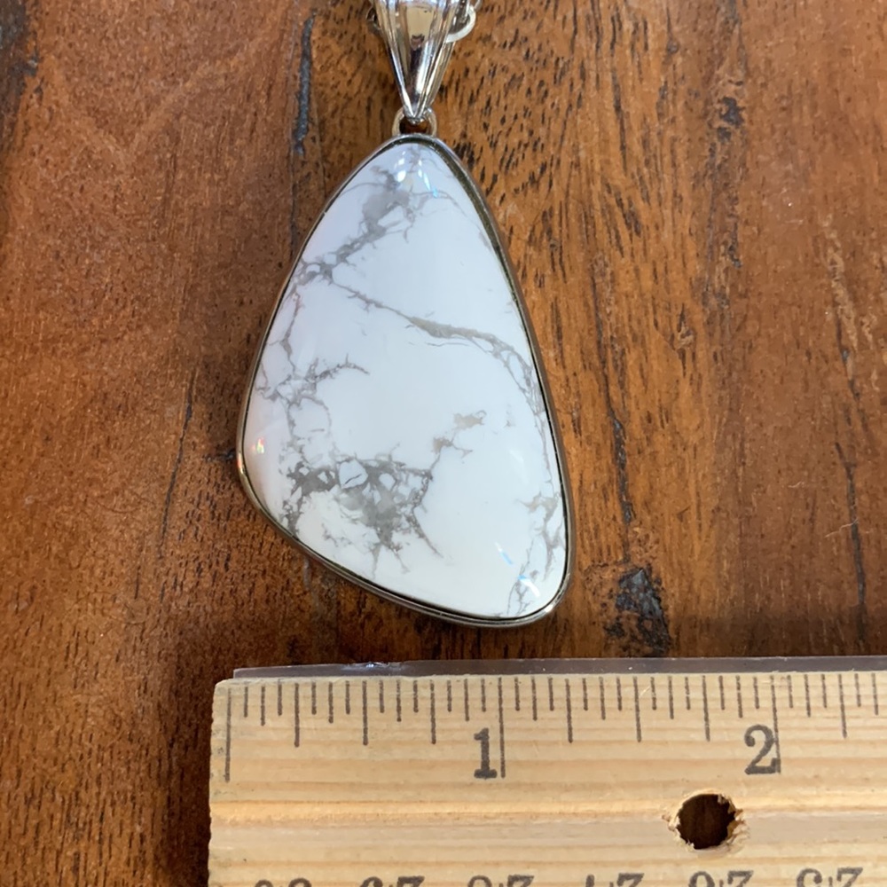 Necklace - Picture 5 of 6